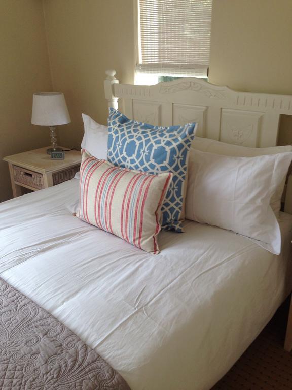 The Islander Knysna Guesthouse ภายนอก รูปภาพ