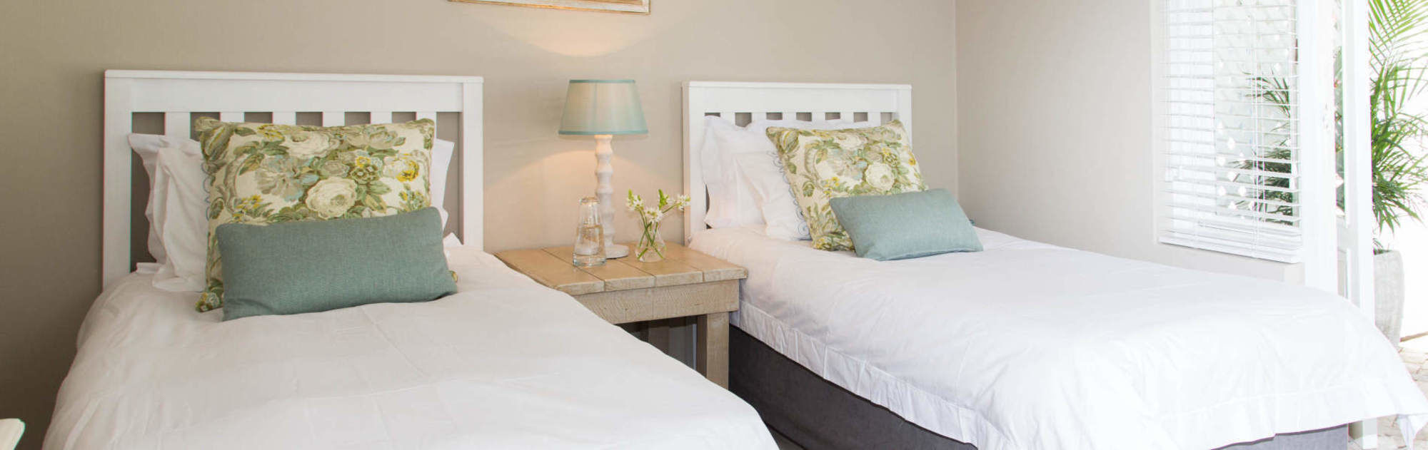 The Islander Knysna Guesthouse ภายนอก รูปภาพ